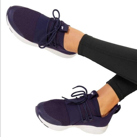 Fabletics ZUMA Studio Sneaker III Athletic Shoes 10.5 Dark Navy Athletic Unisex - Picture 1 of 13